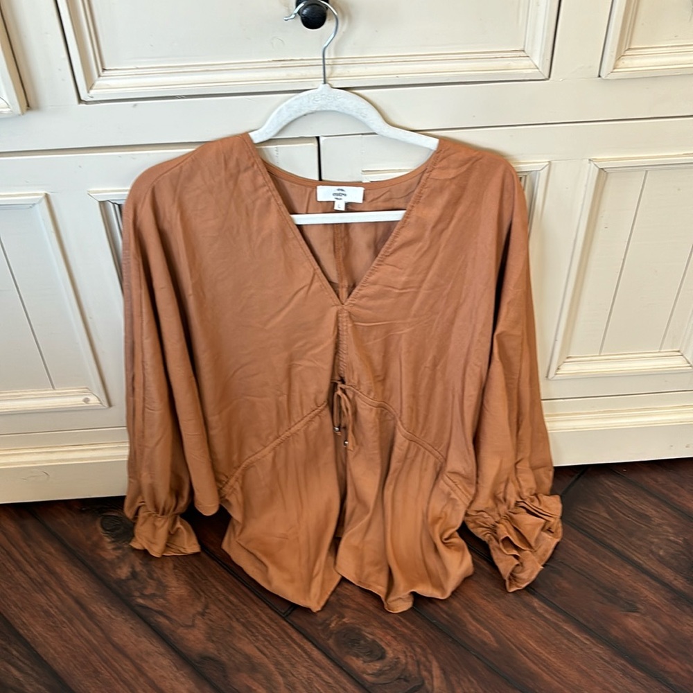 Women’s shirt